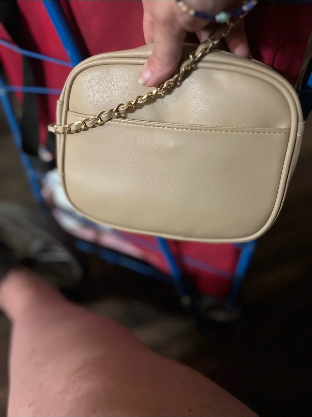 Quilted Beige Crossbody Bag with Gold Chain Accent